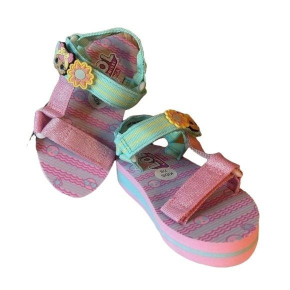 L.O.L. Surprise! Other - LOL Surprise Sandals Girls 7/8 EVA Pink Purple